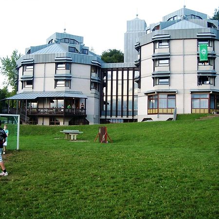 Hellmut-Wassmer-Jugendherberge Loerrach Екстериор снимка